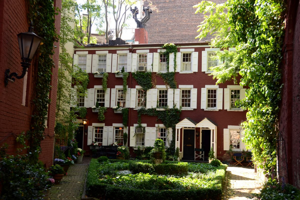 Grove Court